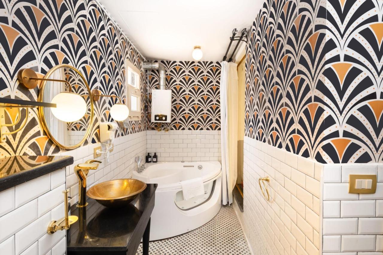The Bold Signature 1bdr Cairo's Downtown 21b